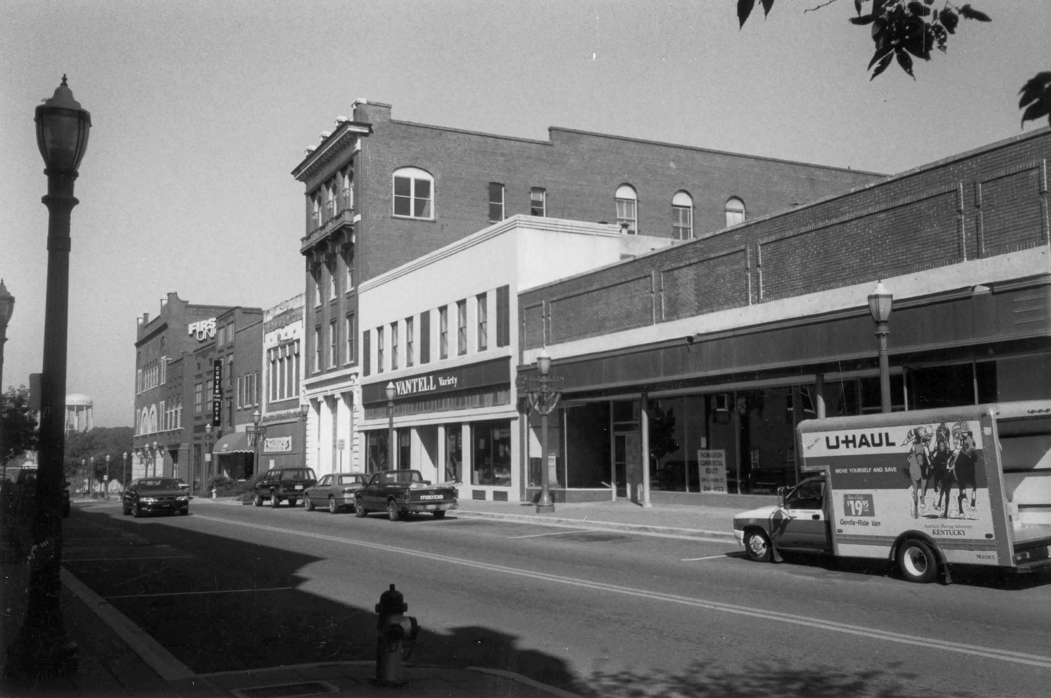 People's National Bank - Franklin's Clothing Store, Rock Hill South Carolina Facade (south elevation) and east elevation, from Main Street (1998)
