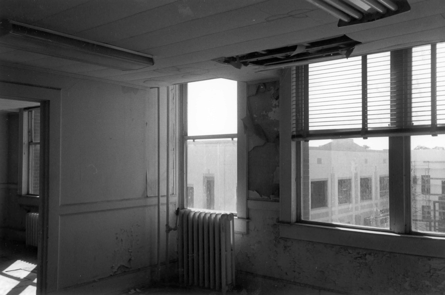People's National Bank - Franklin's Clothing Store, Rock Hill South Carolina Room 302 (1998)