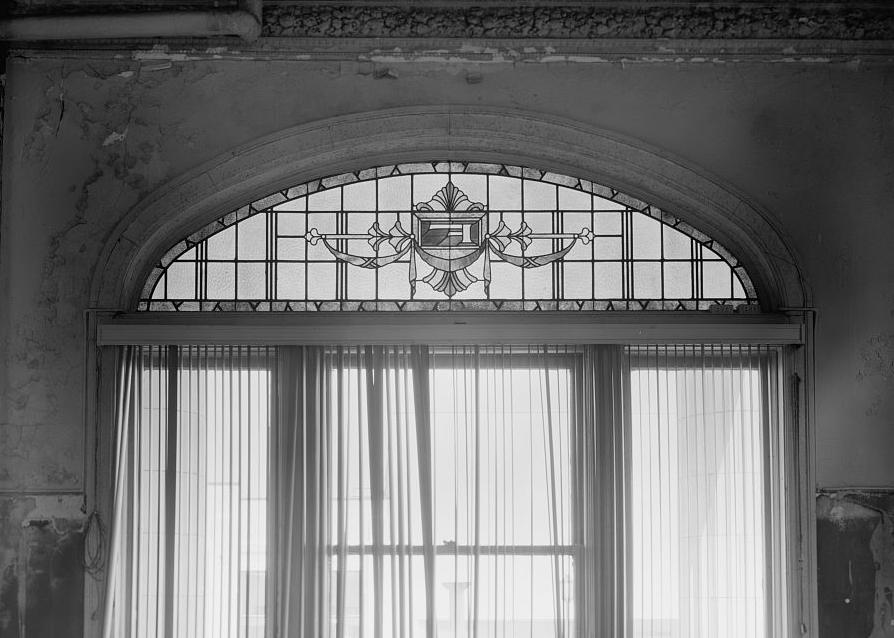 Finch Hotel - Franklin Hotel, Spartanburg South Carolina FIRST FLOOR LOBBY STAINED GLASS WINDOW (1 OF 3) (1988)