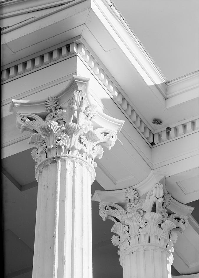 Rattle & Snap Mansion - Polk-Granbery House, Columbia Tennessee 1971 FRONT PORTICO: DETAIL OF COLUMN CAPITALS