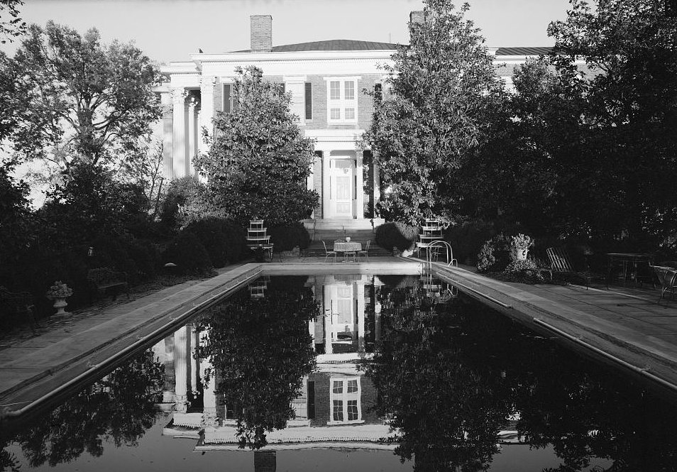 Rattle & Snap Mansion - Polk-Granbery House, Columbia Tennessee 1971 WEST ELEVATION