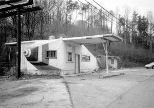 Airplane Gas Station - Nickle Service Station, Knoxville Tennessee