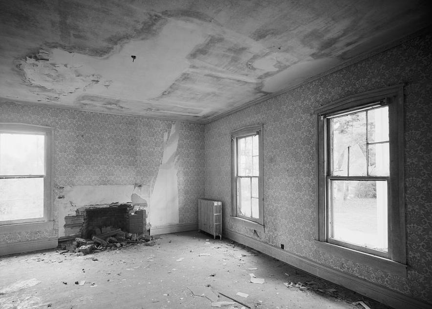 Hilderbrand-McTighe House, Memphis Tennessee 1998 VIEW FROM THE STAIR HALL INTO THE NORTHEAST ROOM