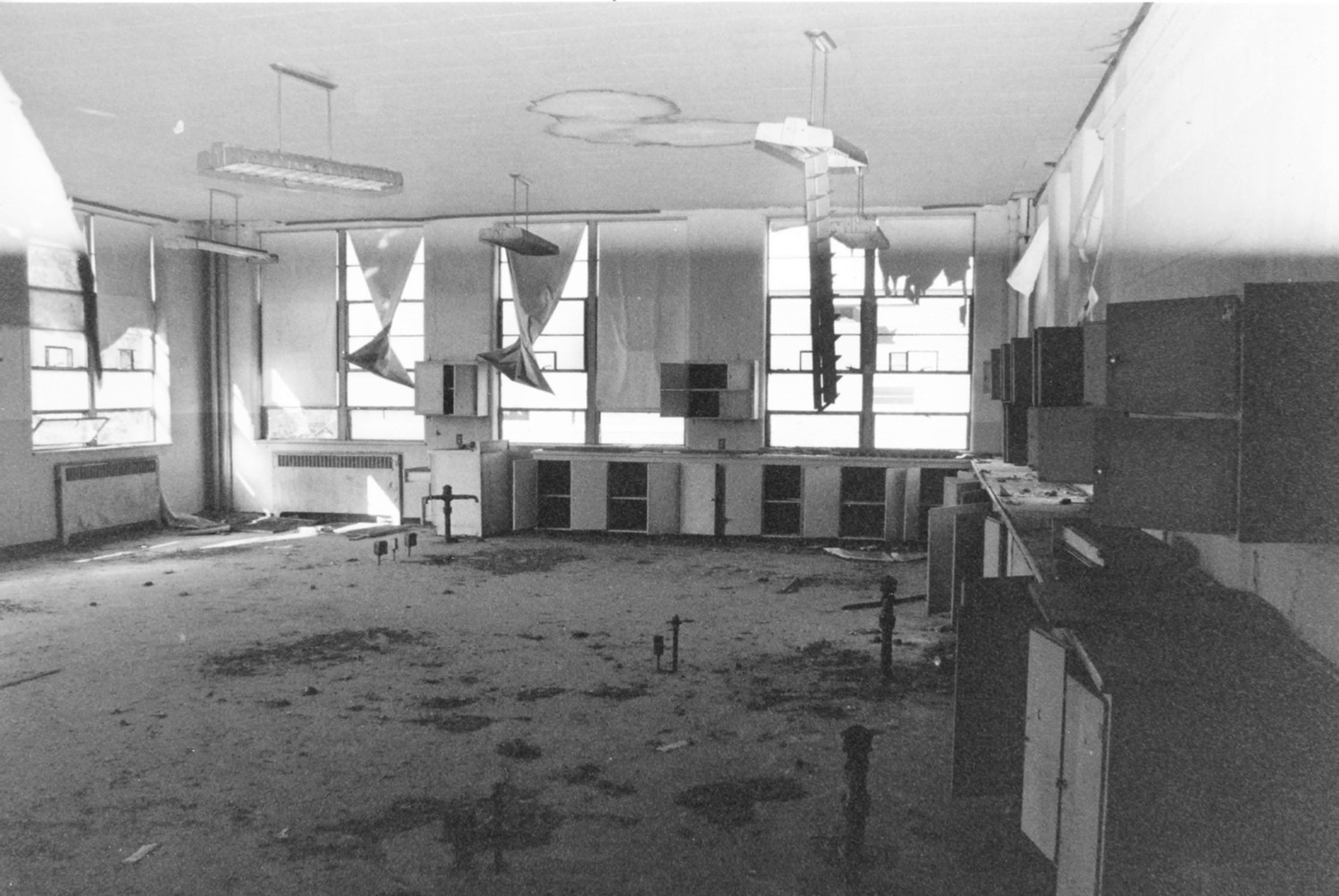 Douglass High School, Memphis Tennessee Science Room (1997)