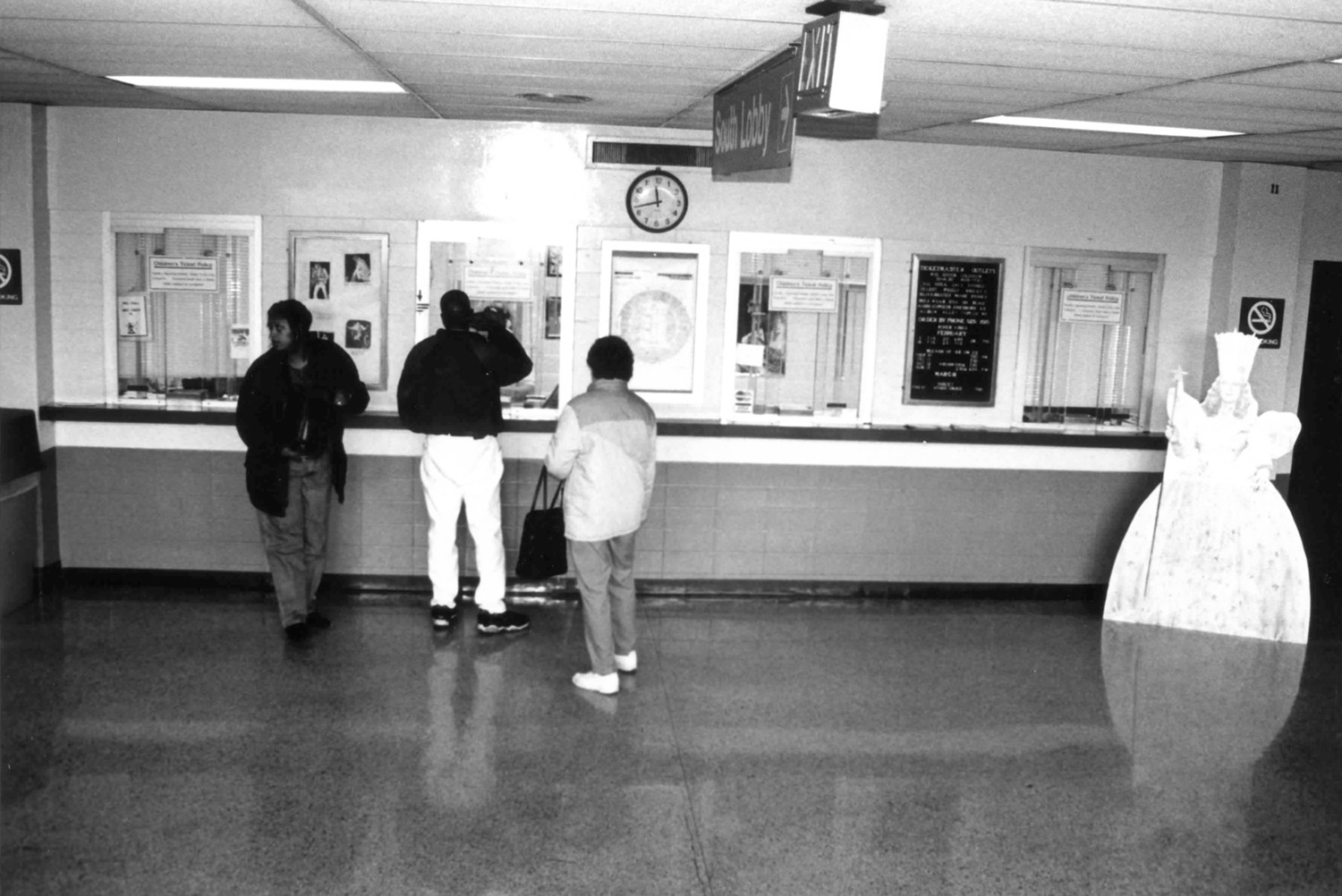 Mid-South Coliseum, Memphis Tennessee South lobby, looking north (2000)