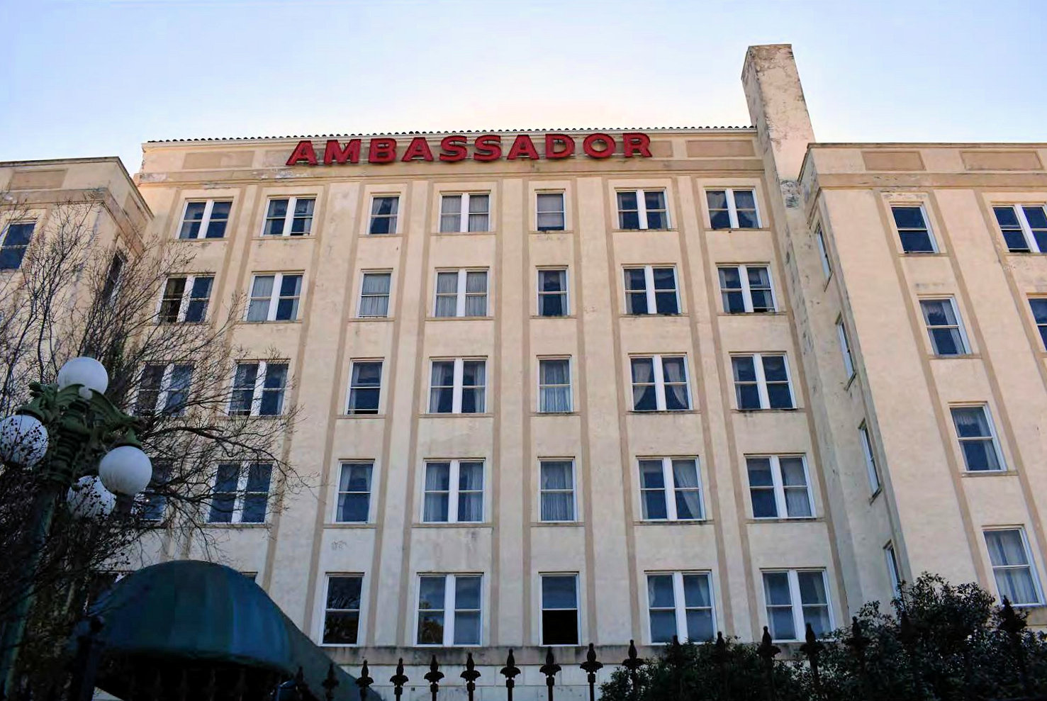 Ambassador Hotel, Dallas Texas North elevation (2019)
