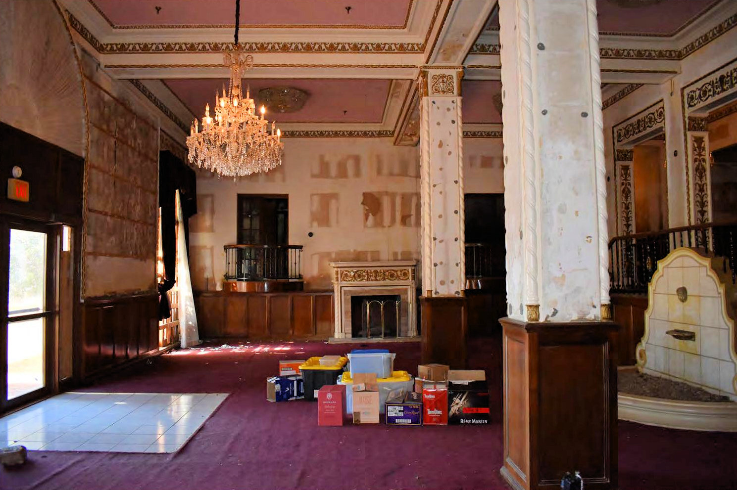 Ambassador Hotel, Dallas Texas Interior Lobby 1<sup>st</sup> floor-From Main Entry Doors (2019)