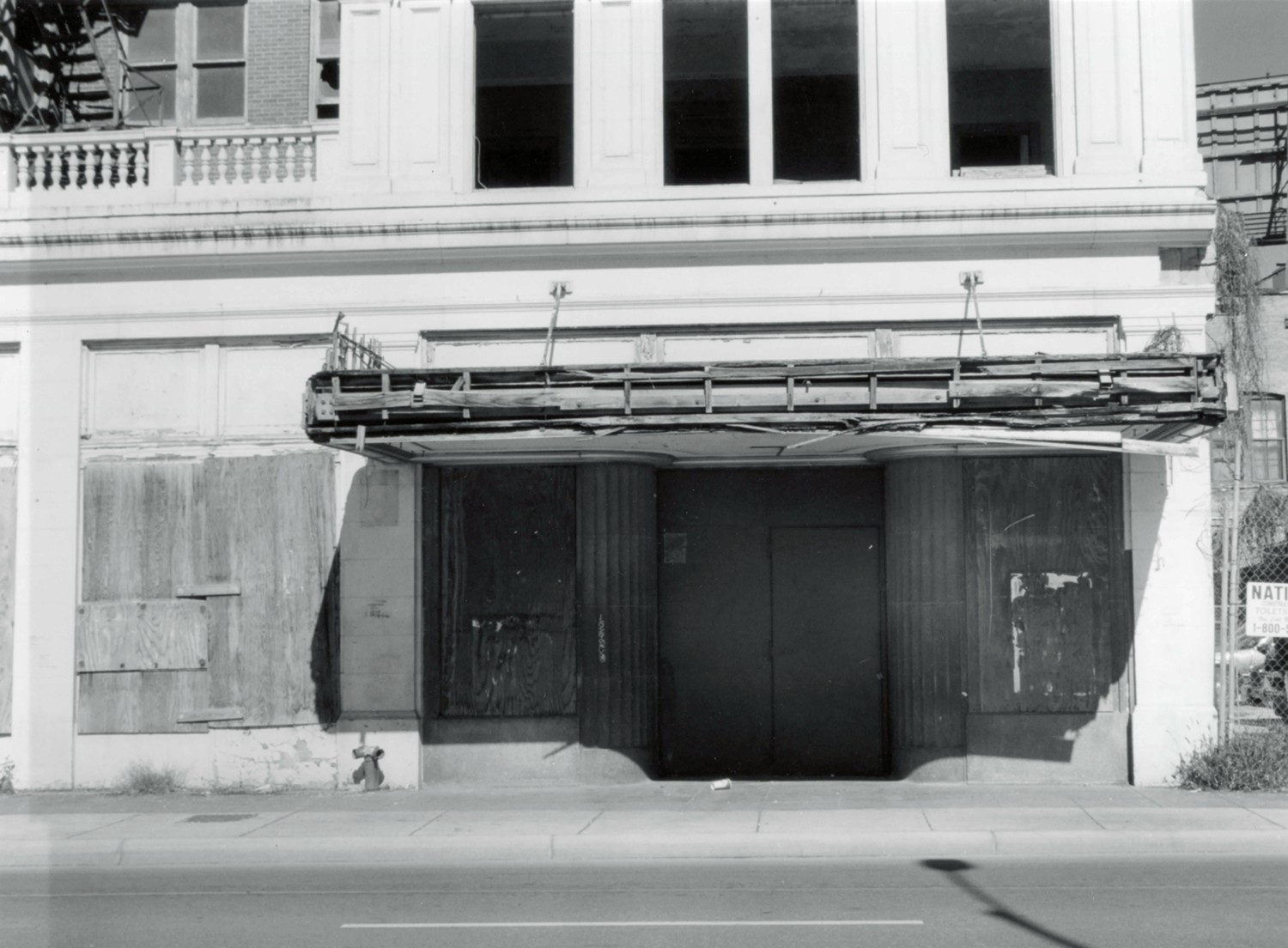 Robert E. Lee Hotel, San Antonio Texas Detail of principal entry, (1995)