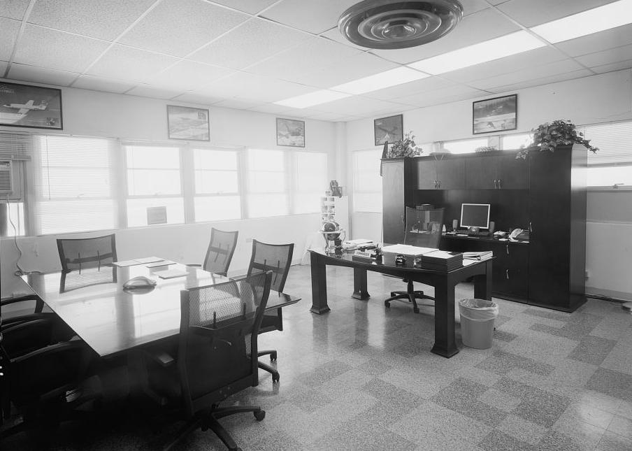 Wake Island Airfield, Terminal Building, Wake Island COMMANDING OFFICER&#8217;S OFFICE ROOM 205 LOOKING NORTHWEST (2007)