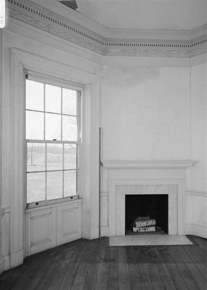 Poplar Forest - Thomas Jefferson Retreat, Forest Virginia FIRST FLOOR. SOUTH ROOM, WEST WALL WITH FIREPLACE AND WINDOW ON SOUTHWEST WALL (1986)