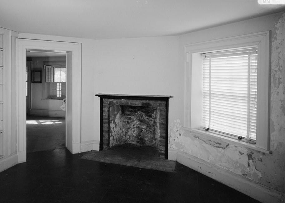 Poplar Forest - Thomas Jefferson Retreat, Forest Virginia CELLAR, SOUTH ROOM, VIEW EAST (1986)
