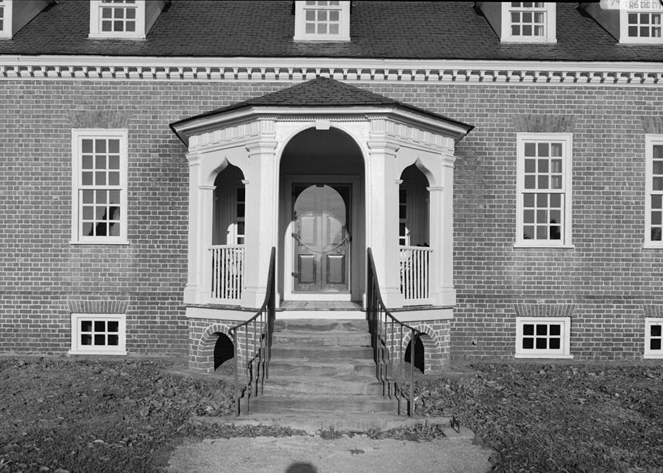 Gunston Hall, Mason Neck, Lorton Virginia PORCH ON SOUTH (RIVER) SIDE OF HOUSE