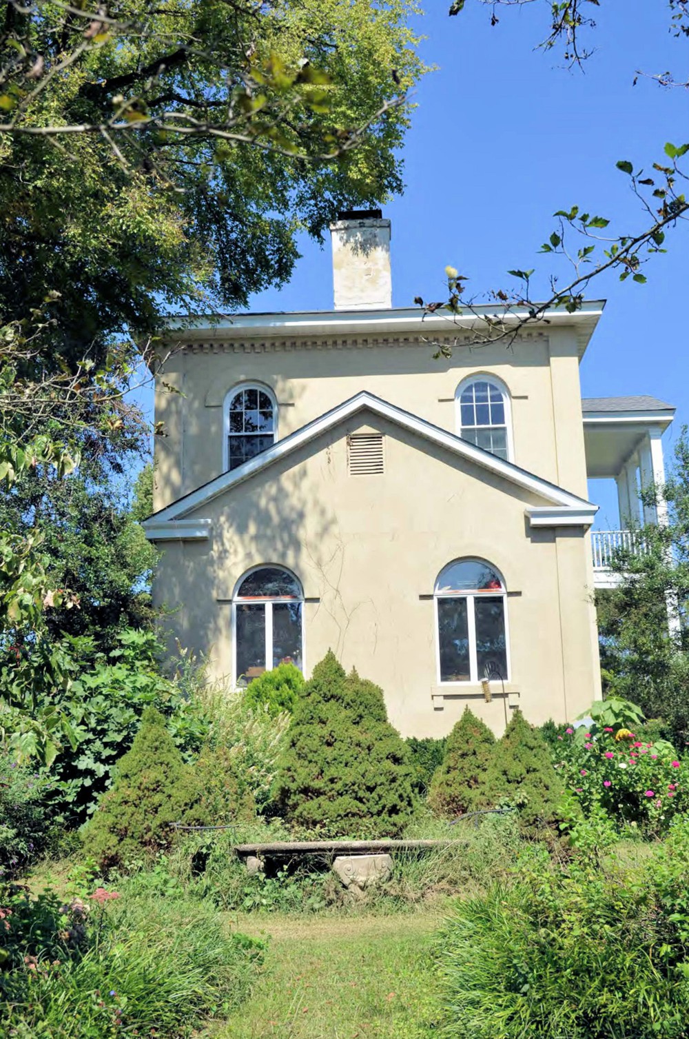 Fighting Creek Plantation, Powhatan Virginia South side of house (2012)