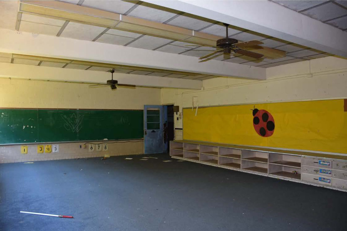 John Groom Elementary School, South Hill Virginia 1960 addition, southeast classroom (2017)