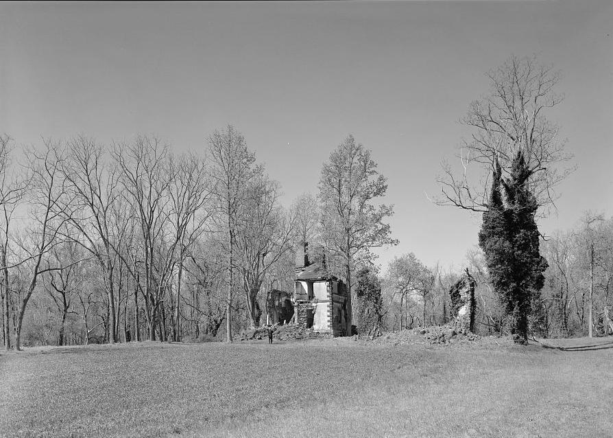 Menokin - Francis Lightfoot Lee House Ruins, Warsaw Virginia General view looking to the house site (1998)