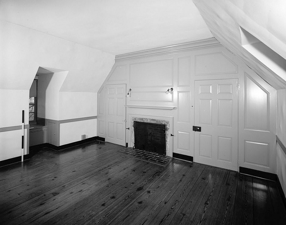 Carters Grove Mansion, Williamsburg Virginia 1975 WEST BEDROOM LOOKING SOUTHWEST, SECOND FLOOR, LOCATED AT WEST END OF HOUSE OVER FIRST FLOOR OFFICE WING