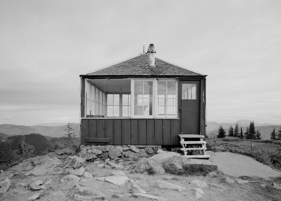 Suntop Lookout Fire Watchtower, Greenwater Washington 1988 SOUTH FRONT