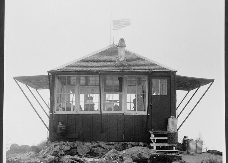 Suntop Lookout Fire Watchtower, Greenwater Washington 1986 SOUTH FRONT