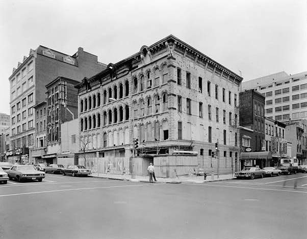 Cullinan Building, Washington DC 1981 CORNER VIEW OF 400 BLOCK OF SEVENTH ST. SHOWING 415 SEVENTH ST. (SOUTHWEST VIEW)