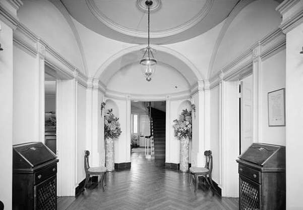 Decatur House, Washington DC FIRST FLOOR, ENTRANCE HALL, VIEW WEST TO STAIR AND REAR DOORWAY