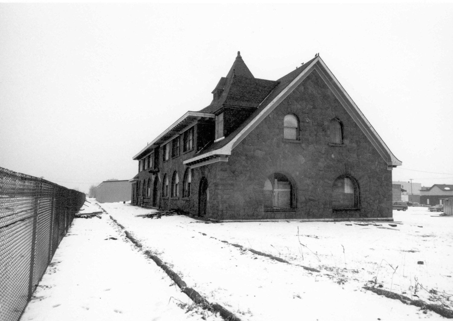 Soo Line Depot - Union Depot, Ashland Wisconsin Looking west of east (side) elevation and rear platform area (1987)