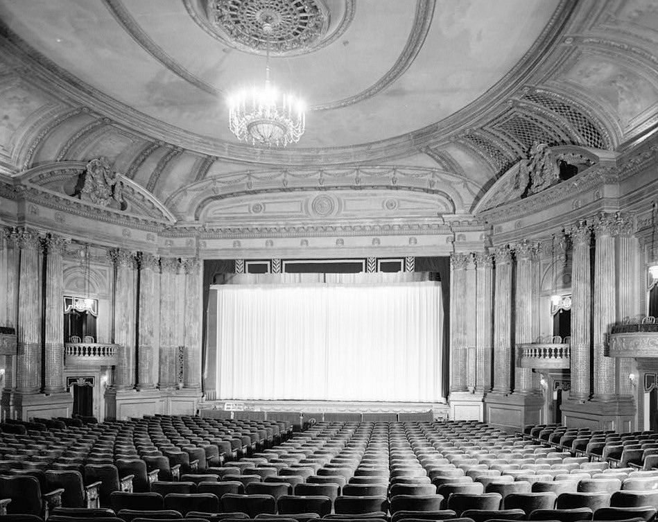 Al. Ringling Theatre, Baraboo Wisconsin Auditorium, toward proscenium