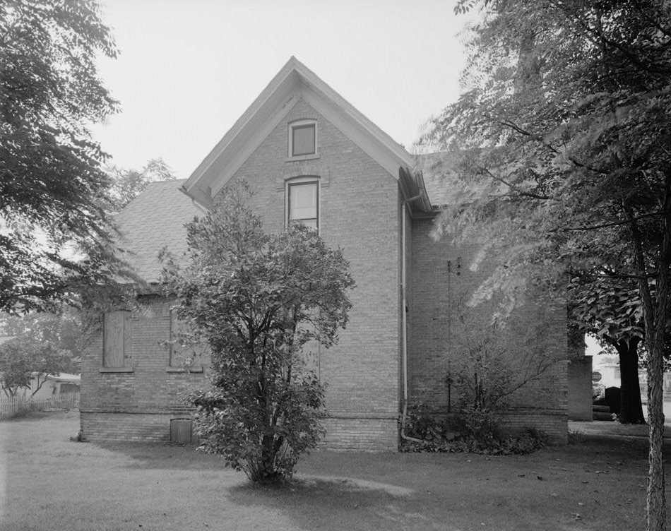Wesley Methodist Church Parsonage, Watertown Wisconsin NORTH SIDE