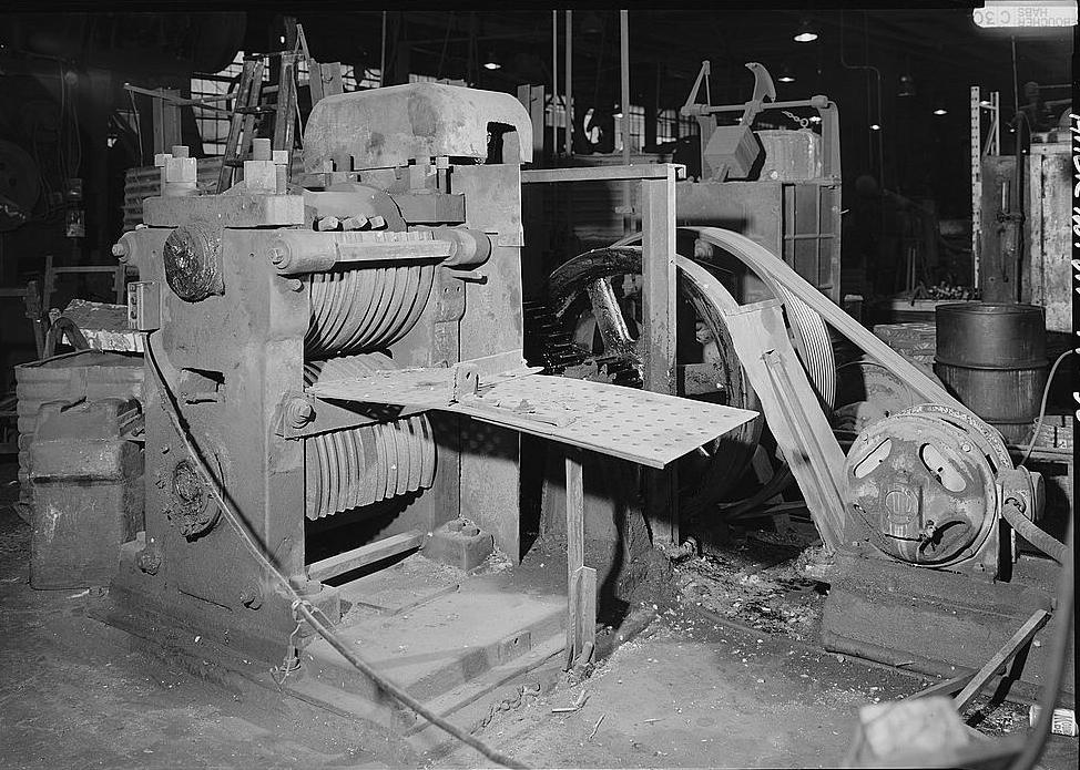 Warwood Tool Company, Wheeling West Virginia INTERIOR VIEW, BAR ROLL FORGE 1990